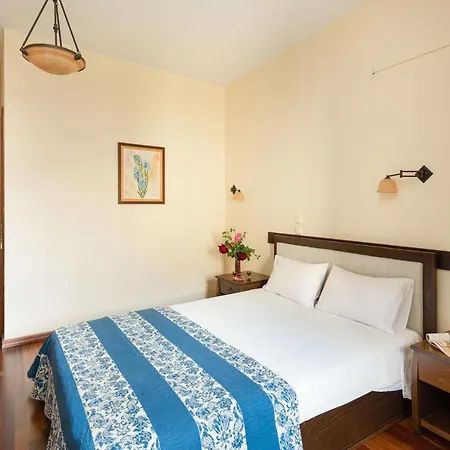 Dimosthenis فندق