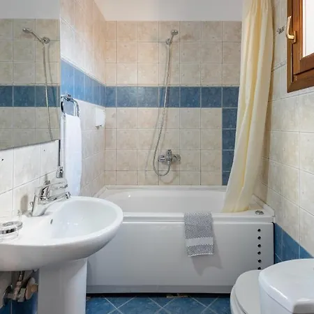 Dimosthenis Hotel 3*