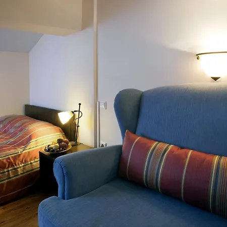 فندق Dimosthenis 3*